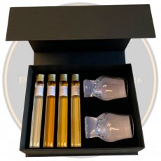 02-99-0014 Whisky Discovery Box 4x2cl + 2 Perfect Dram Glasses, 8cl - 49,25°